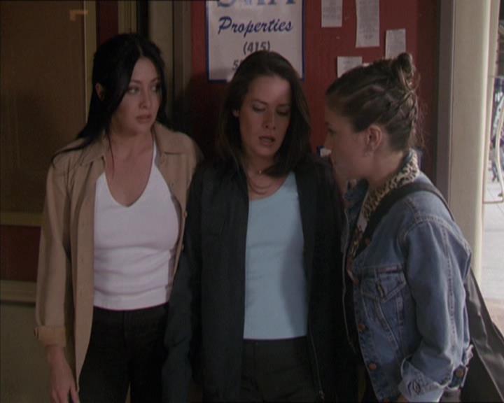 Charmed-Online-dot-217HowtoMakeAQuiltoutofAmericans1707.jpg