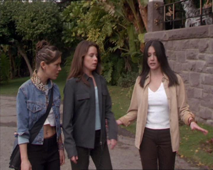 Charmed-Online-dot-217HowtoMakeAQuiltoutofAmericans1771.jpg