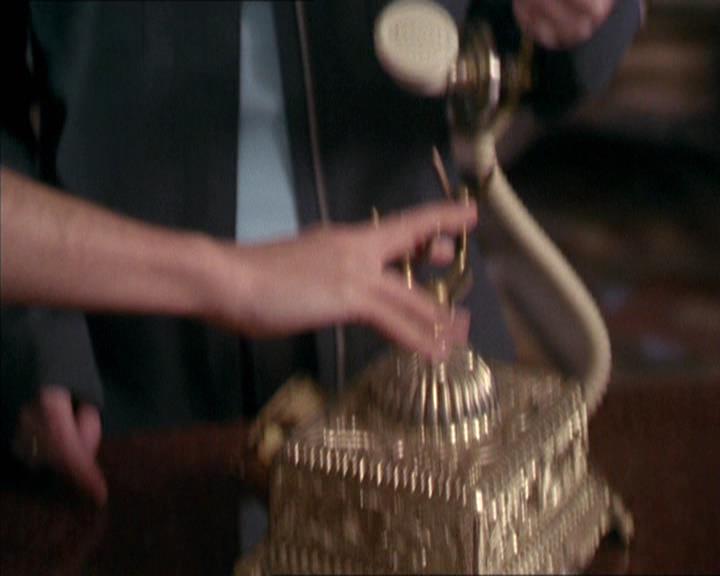 Charmed-Online-dot-217HowtoMakeAQuiltoutofAmericans1814.jpg
