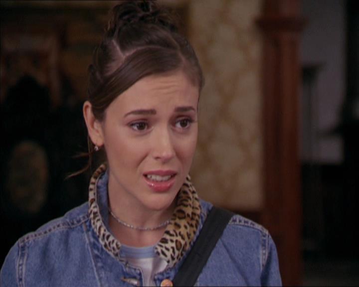 Charmed-Online-dot-217HowtoMakeAQuiltoutofAmericans1825.jpg