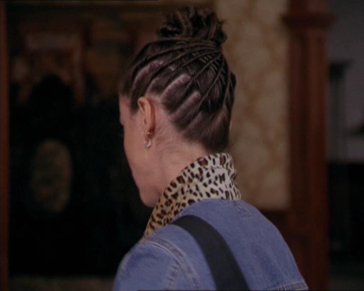 Charmed-Online-dot-217HowtoMakeAQuiltoutofAmericans1836.jpg
