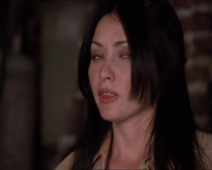 Charmed-Online-dot-217HowtoMakeAQuiltoutofAmericans2035.jpg