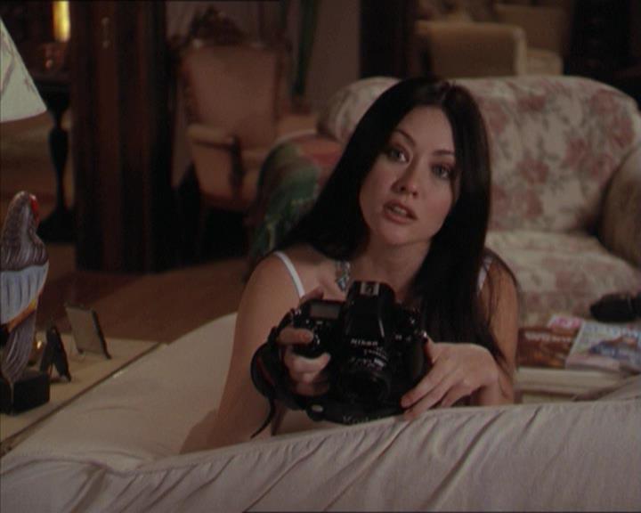 Charmed-Online-dot-218ChickFlick0007.jpg