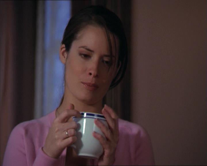 Charmed-Online-dot-218ChickFlick0016.jpg