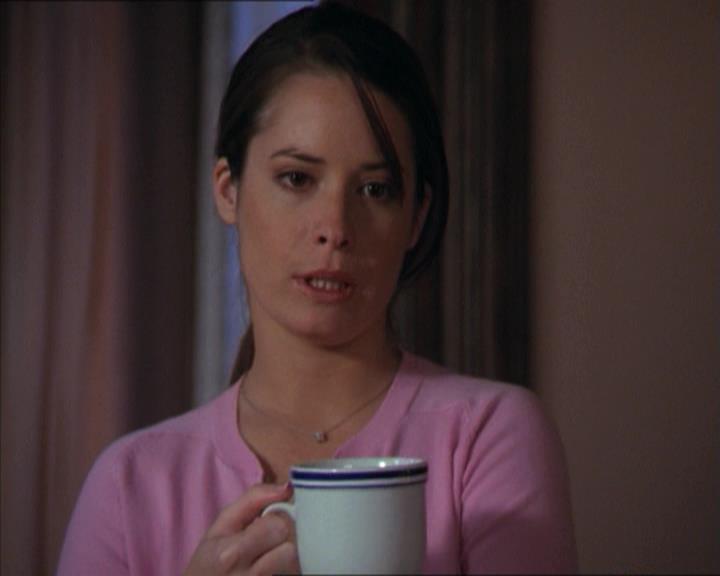 Charmed-Online-dot-218ChickFlick0024.jpg