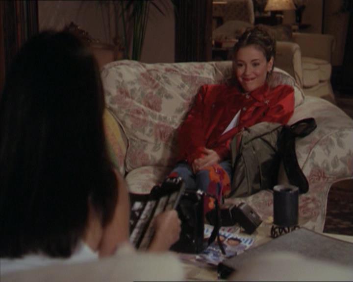 Charmed-Online-dot-218ChickFlick0067.jpg