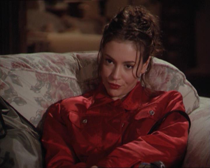 Charmed-Online-dot-218ChickFlick0080.jpg