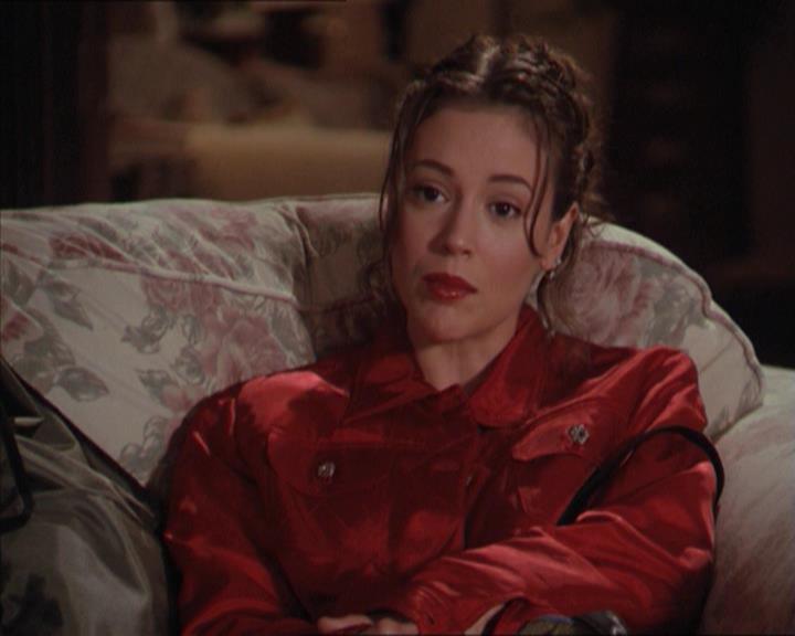 Charmed-Online-dot-218ChickFlick0090.jpg