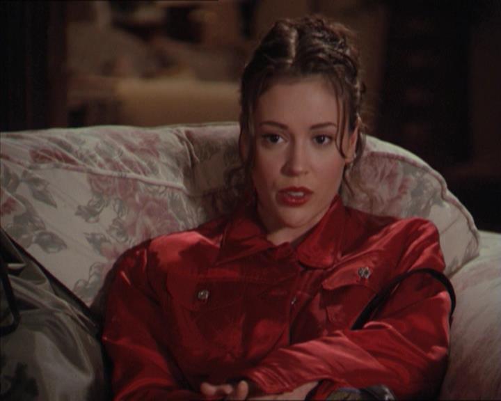 Charmed-Online-dot-218ChickFlick0099.jpg