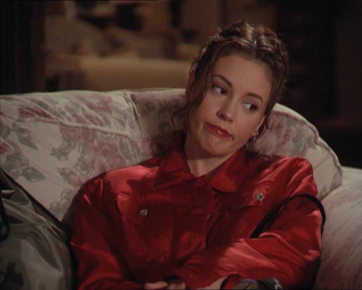 Charmed-Online-dot-218ChickFlick0105.jpg