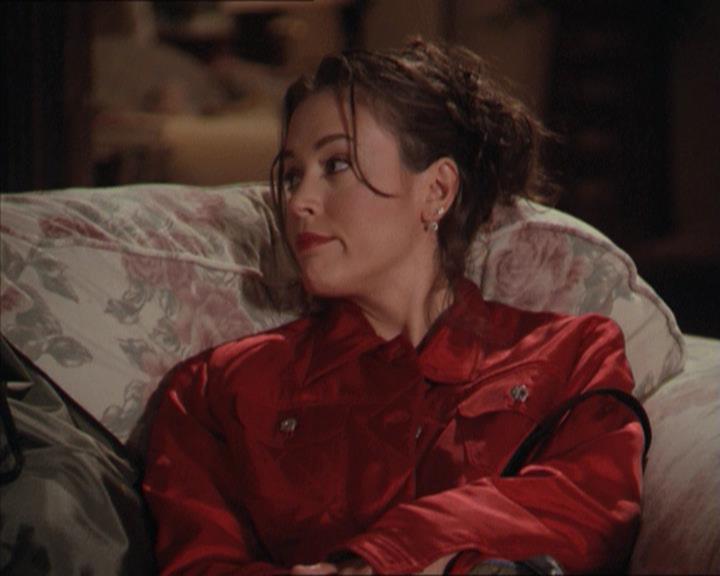 Charmed-Online-dot-218ChickFlick0106.jpg