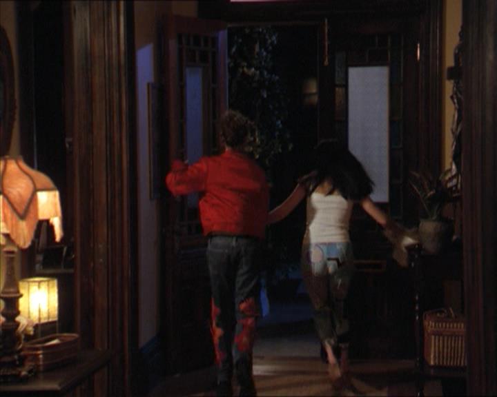 Charmed-Online-dot-218ChickFlick0133.jpg