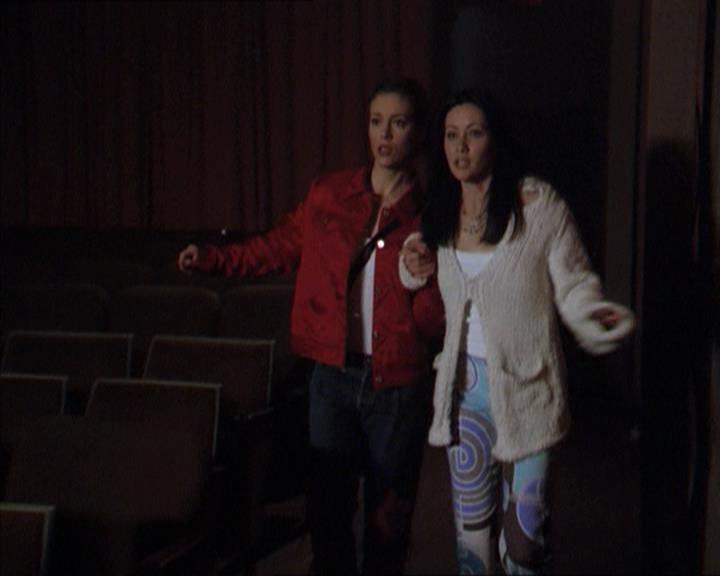 Charmed-Online-dot-218ChickFlick0151.jpg