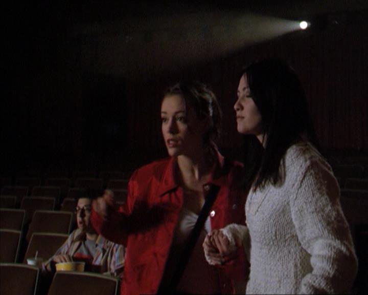 Charmed-Online-dot-218ChickFlick0163.jpg