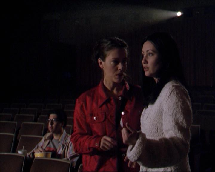 Charmed-Online-dot-218ChickFlick0184.jpg