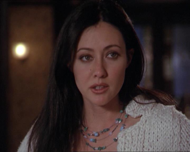 Charmed-Online-dot-218ChickFlick0331.jpg