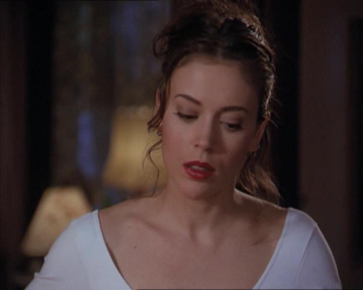 Charmed-Online-dot-218ChickFlick0334.jpg