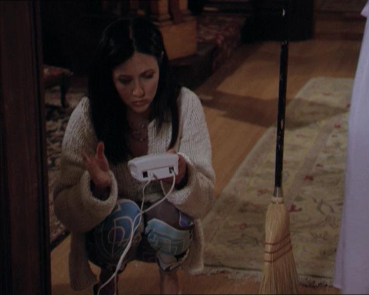 Charmed-Online-dot-218ChickFlick0351.jpg