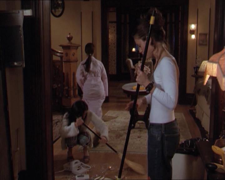 Charmed-Online-dot-218ChickFlick0361.jpg