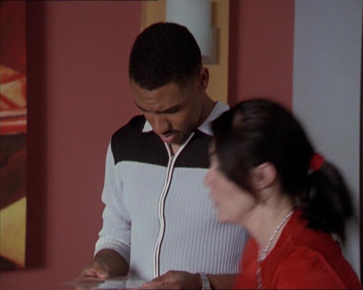 Charmed-Online-dot-218ChickFlick0561.jpg
