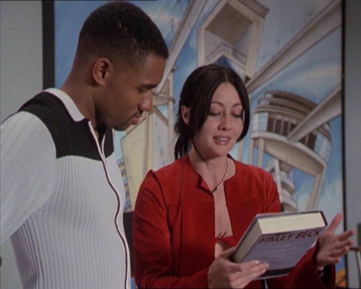 Charmed-Online-dot-218ChickFlick0567.jpg