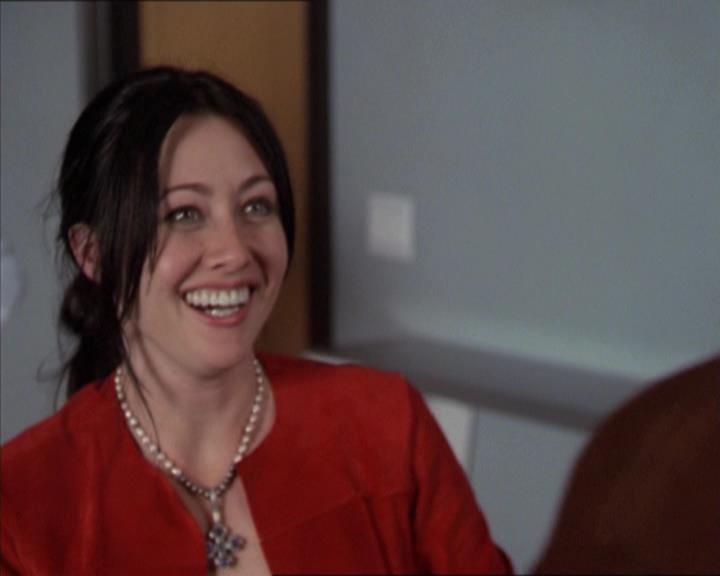 Charmed-Online-dot-218ChickFlick0580.jpg