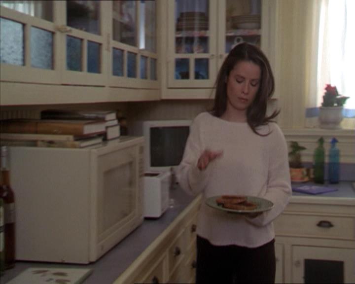 Charmed-Online-dot-218ChickFlick0609.jpg