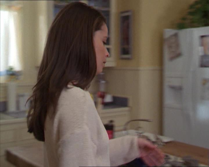 Charmed-Online-dot-218ChickFlick0611.jpg