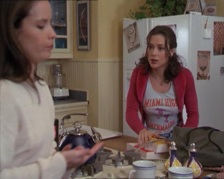 Charmed-Online-dot-218ChickFlick0697.jpg