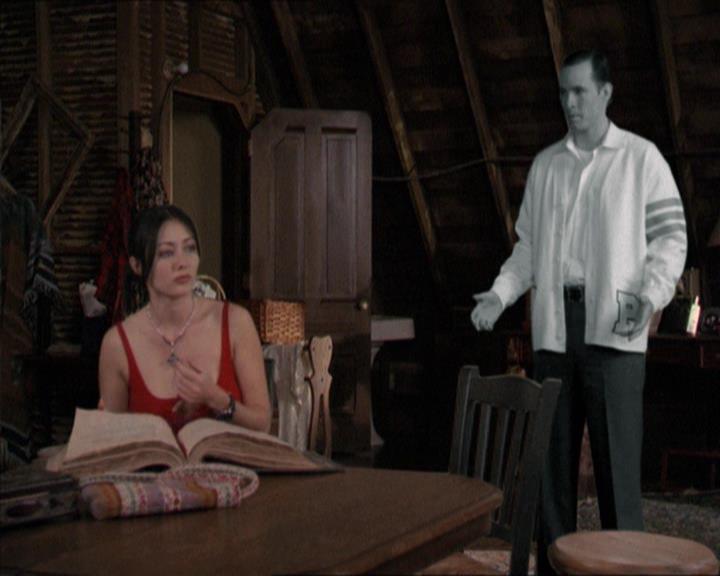Charmed-Online-dot-218ChickFlick0820.jpg