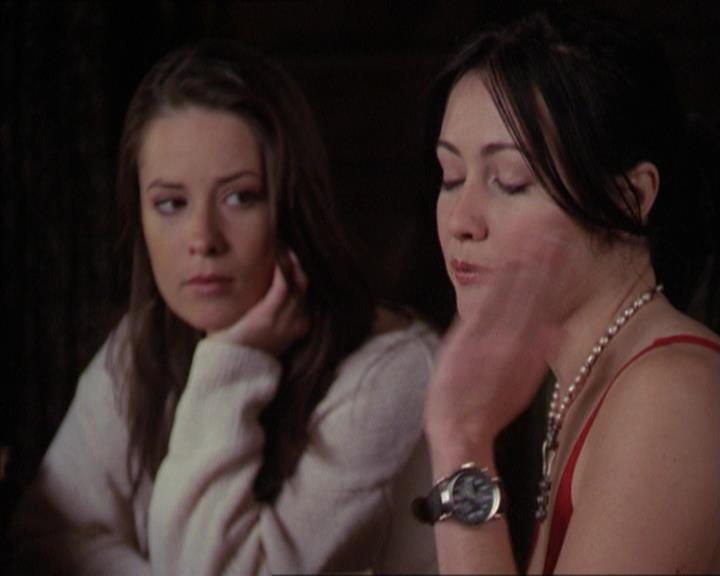 Charmed-Online-dot-218ChickFlick0848.jpg