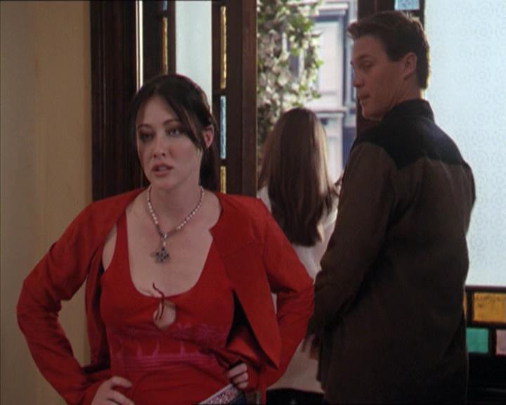 Charmed-Online-dot-218ChickFlick0982.jpg