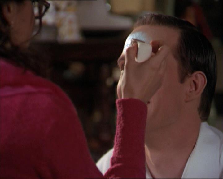 Charmed-Online-dot-218ChickFlick1090.jpg