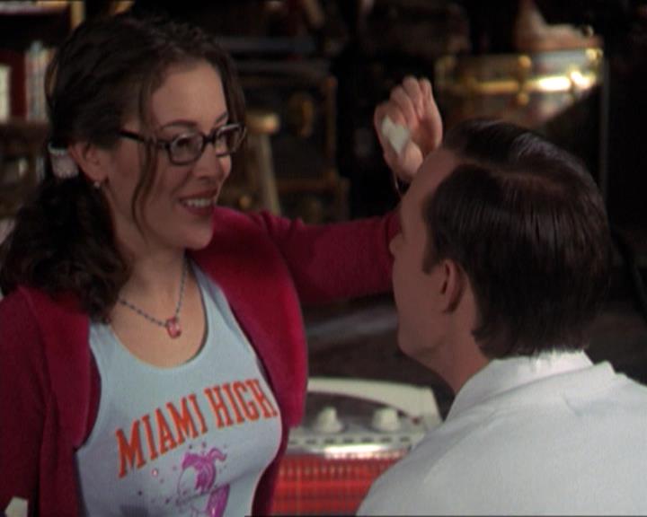 Charmed-Online-dot-218ChickFlick1091.jpg