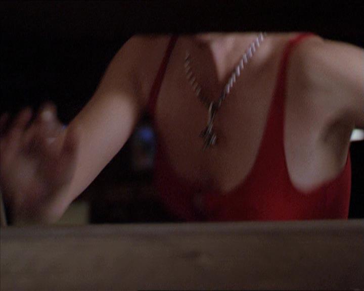 Charmed-Online-dot-218ChickFlick1470.jpg