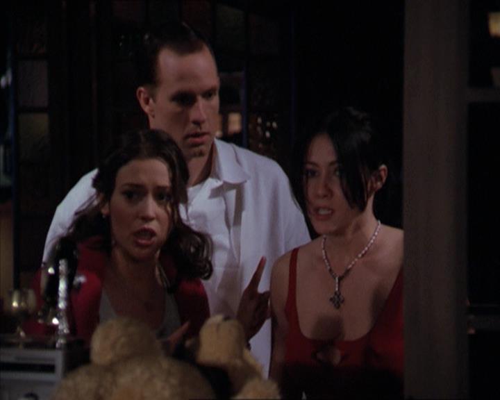 Charmed-Online-dot-218ChickFlick1514.jpg