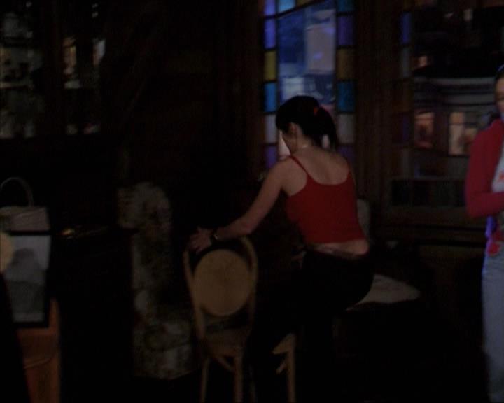 Charmed-Online-dot-218ChickFlick1536.jpg