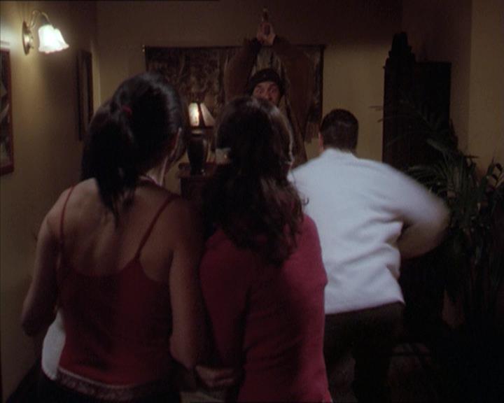 Charmed-Online-dot-218ChickFlick1654.jpg