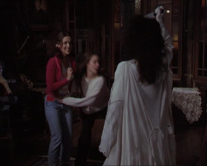 Charmed-Online-dot-218ChickFlick1700.jpg