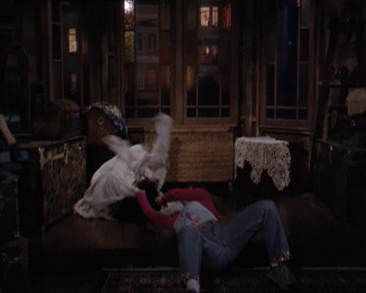 Charmed-Online-dot-218ChickFlick1704.jpg