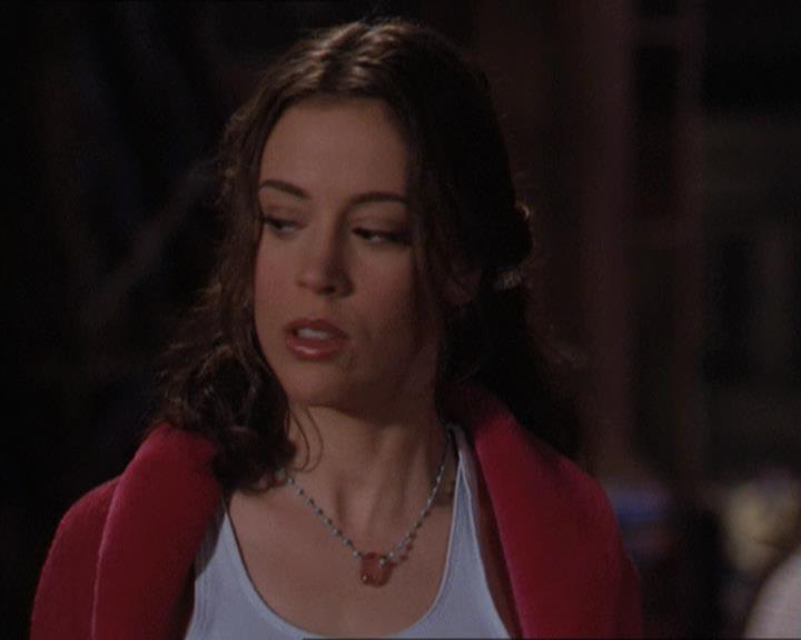 Charmed-Online-dot-218ChickFlick1740.jpg