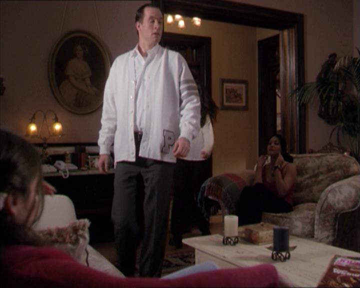 Charmed-Online-dot-218ChickFlick1801.jpg