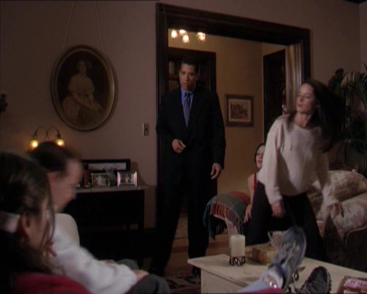 Charmed-Online-dot-218ChickFlick1803.jpg