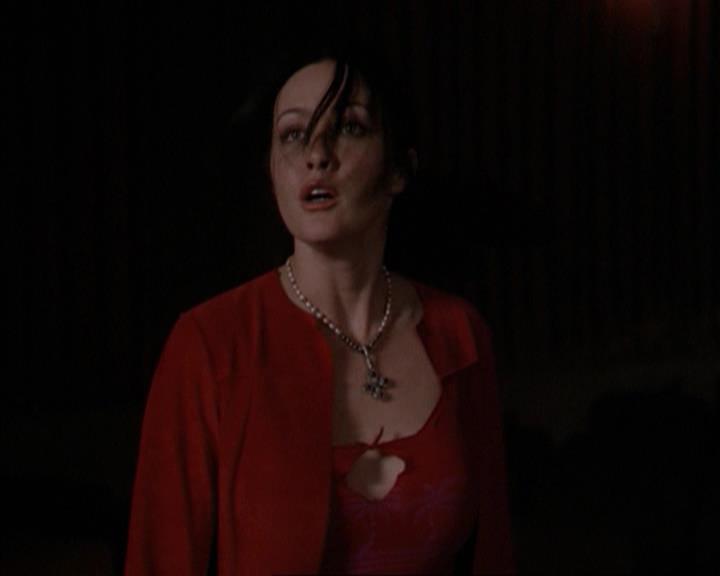 Charmed-Online-dot-218ChickFlick2028.jpg