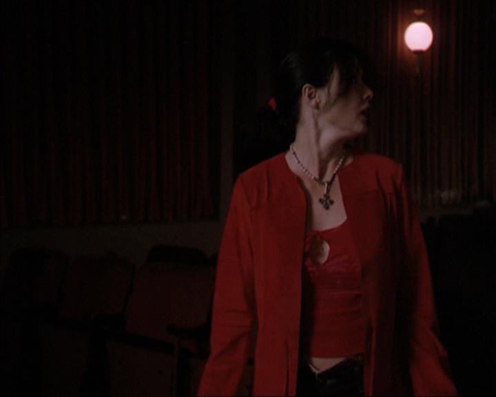 Charmed-Online-dot-218ChickFlick2040.jpg