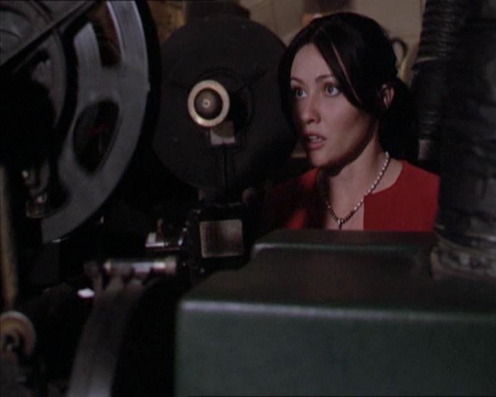 Charmed-Online-dot-218ChickFlick2050.jpg