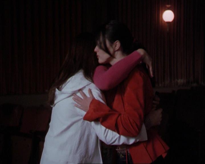 Charmed-Online-dot-218ChickFlick2092.jpg