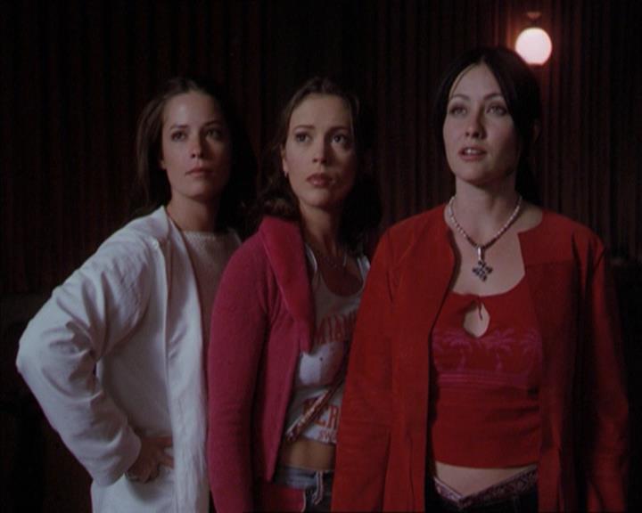 Charmed-Online-dot-218ChickFlick2110.jpg