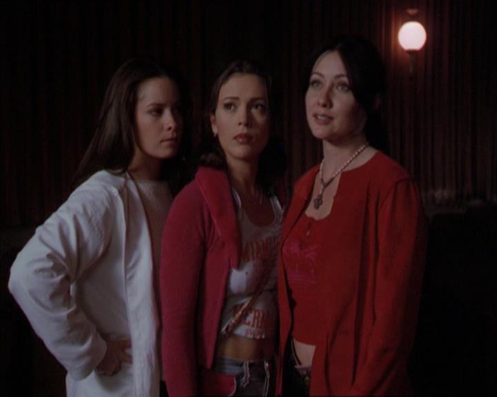 Charmed-Online-dot-218ChickFlick2118.jpg