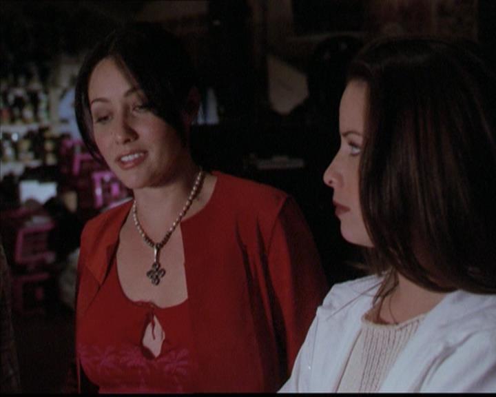 Charmed-Online-dot-218ChickFlick2142.jpg